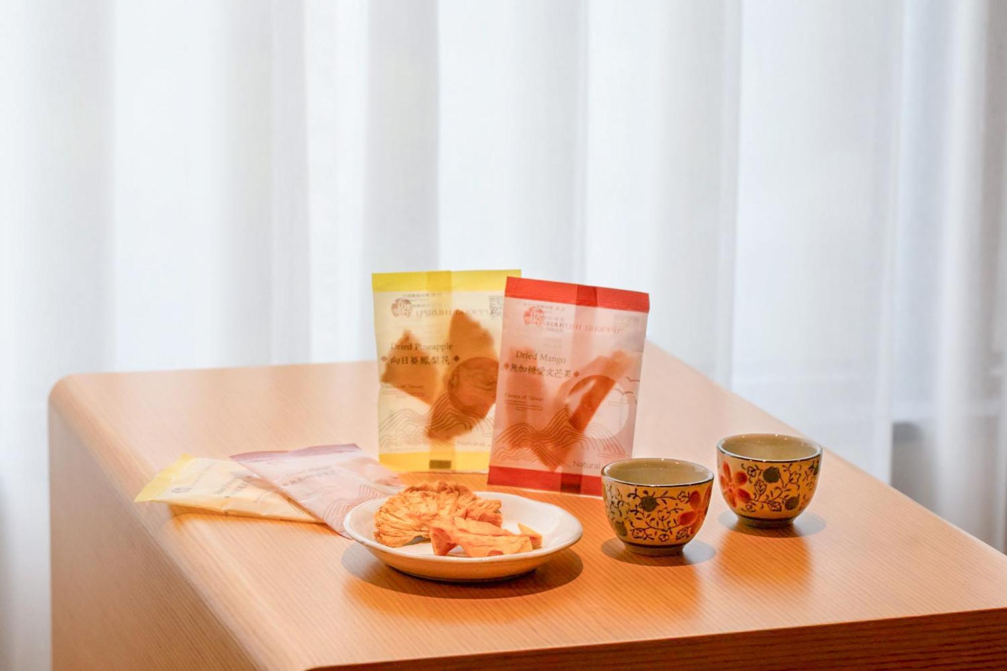 Evergreen Resort Hotel - Jiaosi Jiaoxi Dış mekan fotoğraf A Japanese snack