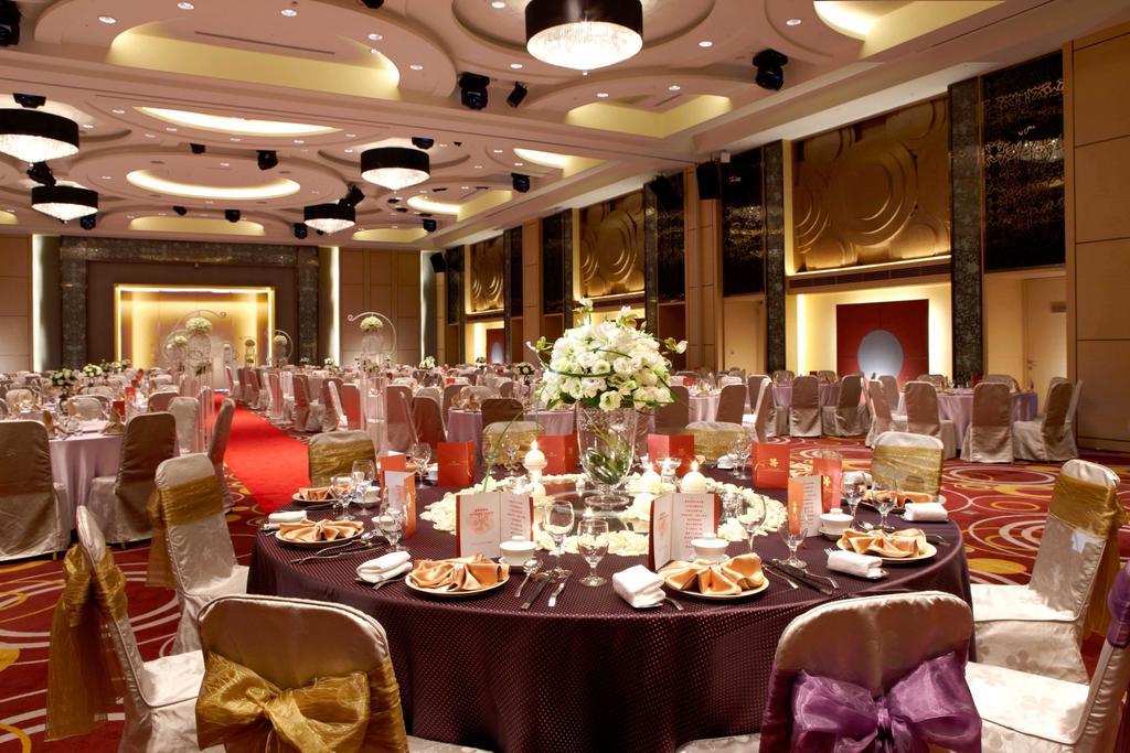Evergreen Resort Hotel - Jiaosi Jiaoxi Dış mekan fotoğraf The ballroom at the Mandarin Oriental, Bangkok